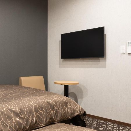 Hotel Legit Hiroshima Bagian luar foto