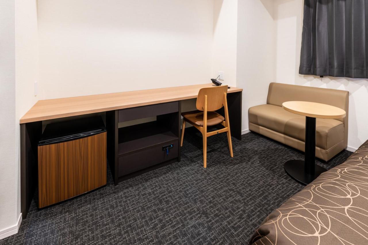 Hotel Legit Hiroshima Bagian luar foto