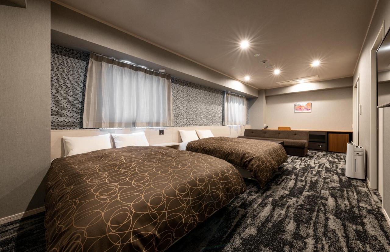 Hotel Legit Hiroshima Bagian luar foto